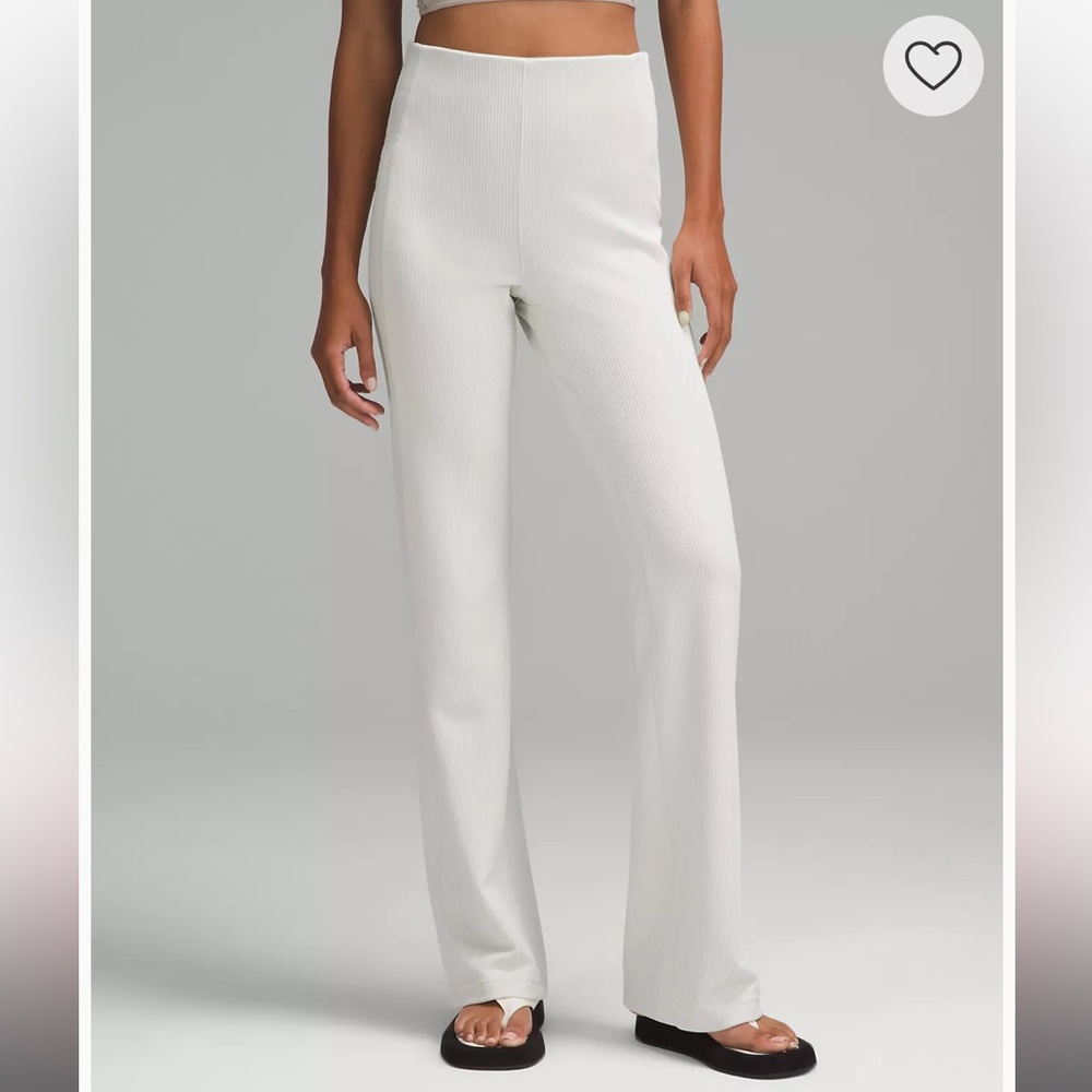 LuluLemon Ribbed Softstreme Flared Pant Regular